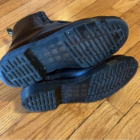 Dr. Martens Black Leather Lace-Up Boots - Picture 5 of 5